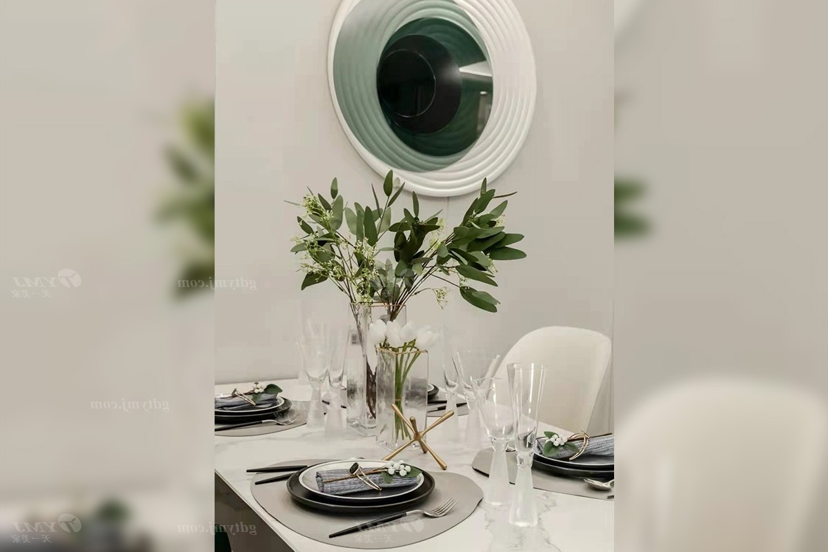 榜样间家具餐桌